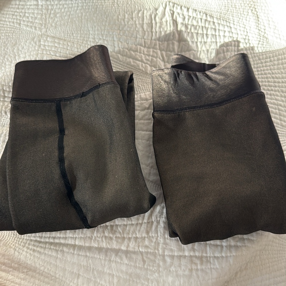 2 Women’s Black/Brown Leggings XS